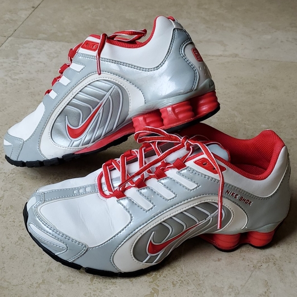 nike shox navina womens